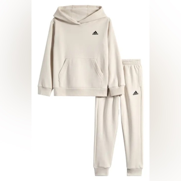 Adidas youth tracksuit Size Medium - Picture 1 of 7